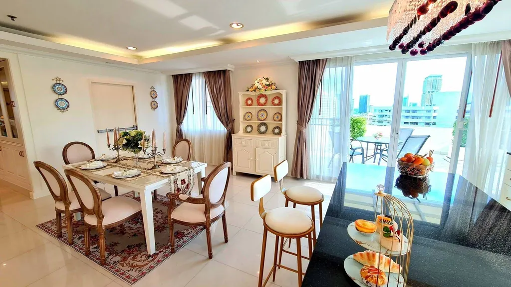 Foto 21 del anuncio DA-3393694: apartamento con servicios de 4 dormitorio(s) (800 m²) en Piyathip Place