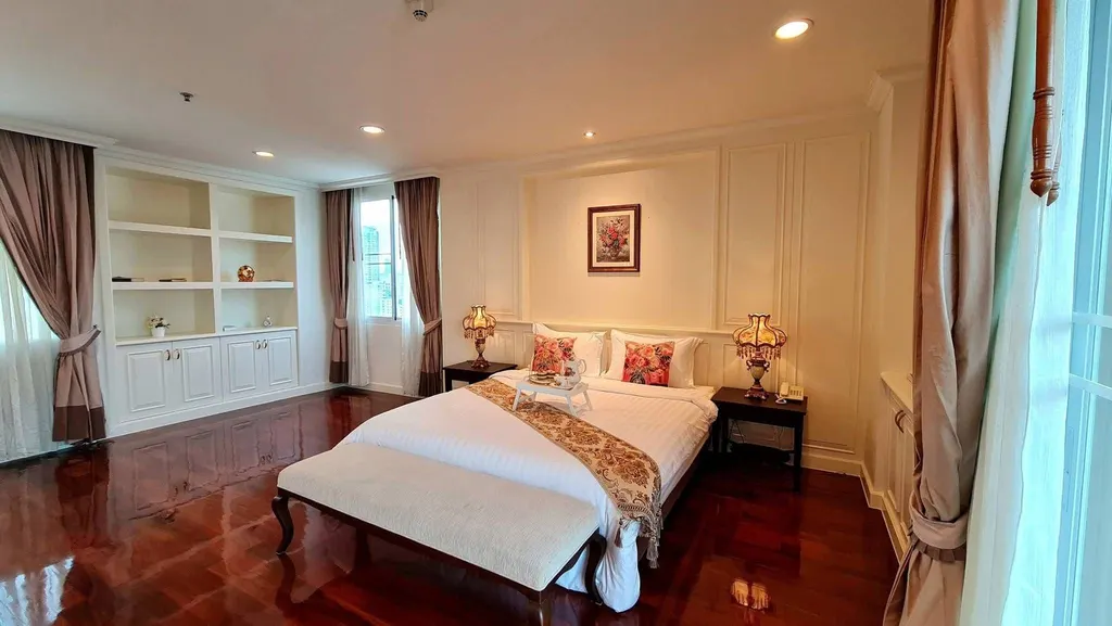 Foto 8 del anuncio DA-3393694: apartamento con servicios de 4 dormitorio(s) (800 m²) en Piyathip Place