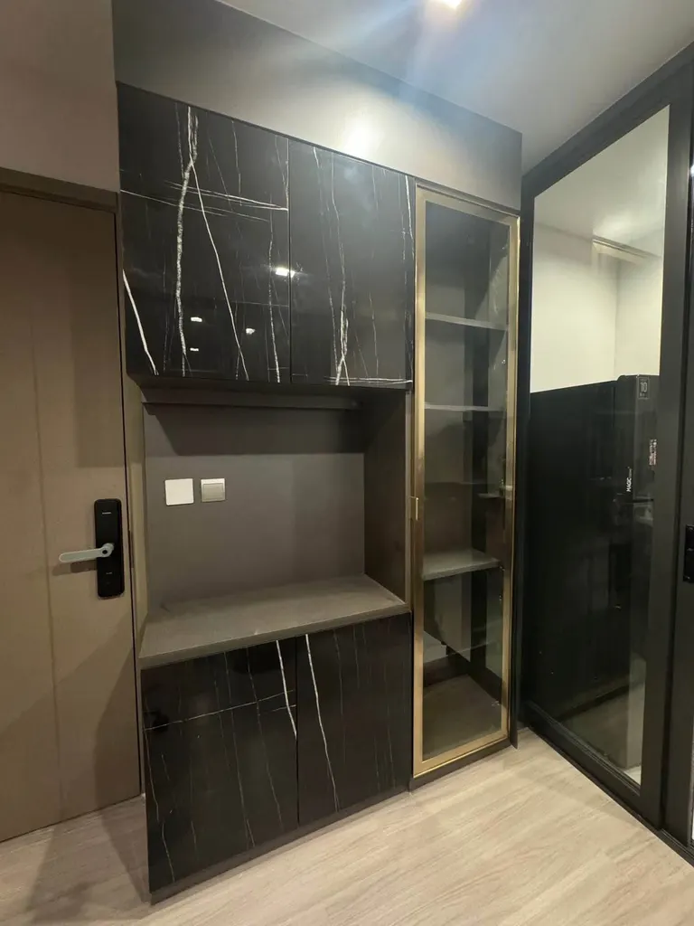 Photo 3 of listing DA-3393696: 1-bedroom condo (35 sq.m.) at Life Asoke Hype