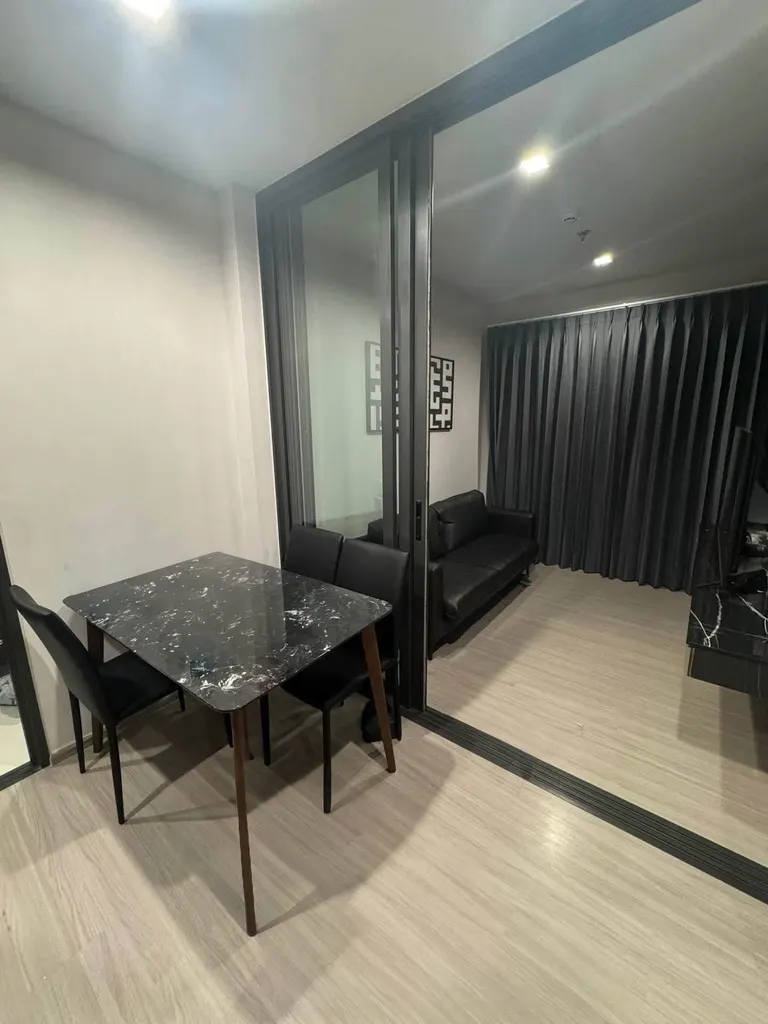 Photo 4 of listing DA-3393696: 1-bedroom condo (35 sq.m.) at Life Asoke Hype