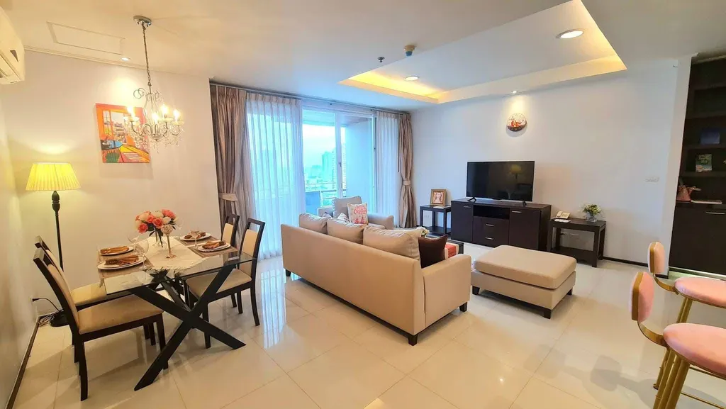 Foto 9 del anuncio DA-3393697: apartamento con servicios de 2 dormitorio(s) (173 m²) en Piyathip Place