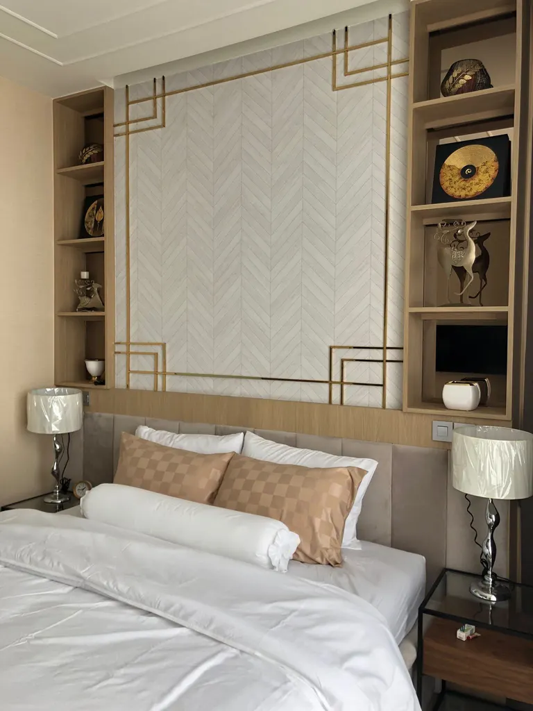 Photo 1 of listing DA-3393698: 2-bedroom condo (75 sq.m.) at The Esse Asoke