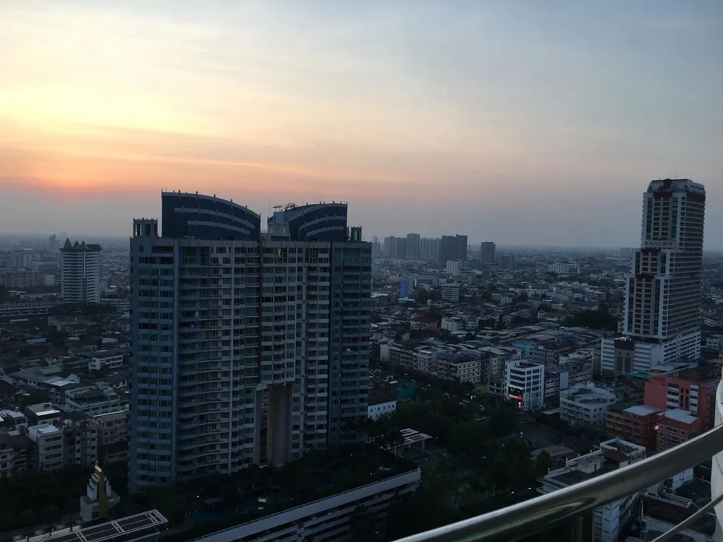 Photo 8 of listing DA-3393710: 1-bedroom condo (35 sq.m.) at Supalai River Place Charoen Nakorn