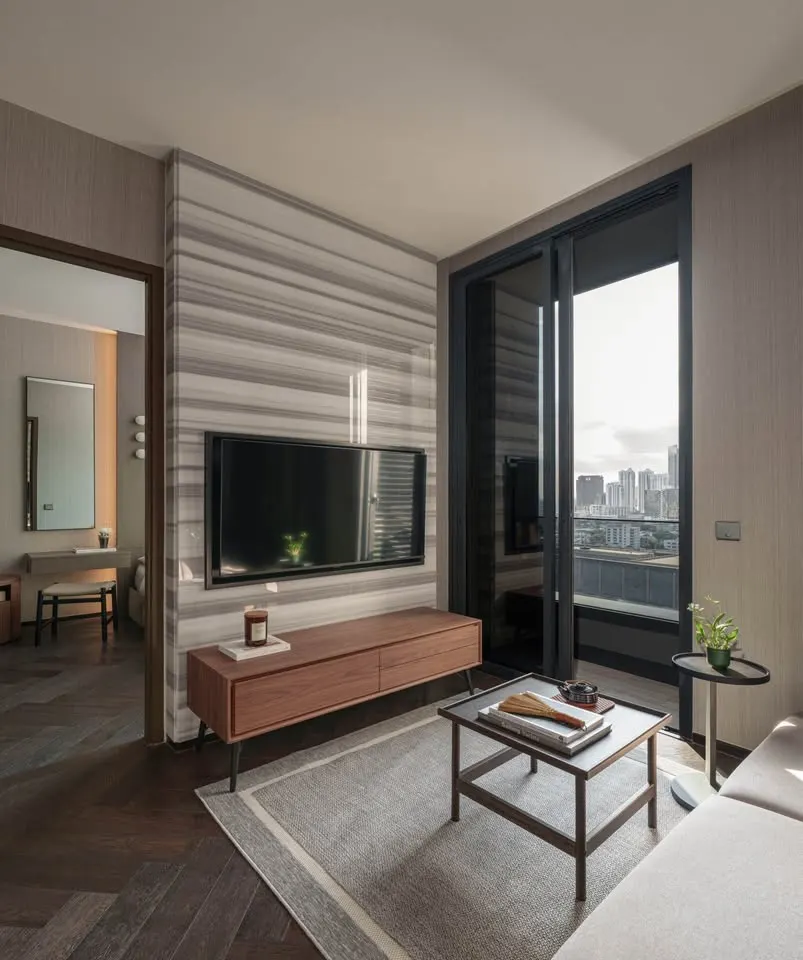 Photo 2 of listing DA-3393735: 1-bedroom condo (38 sq.m.) at The Esse Sukhumvit 36