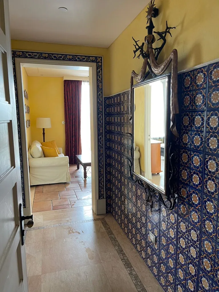 Photo 3 of listing DA-515477: 3-bedroom condo (150 sq.m.) at Aguston Sukhumvit 22
