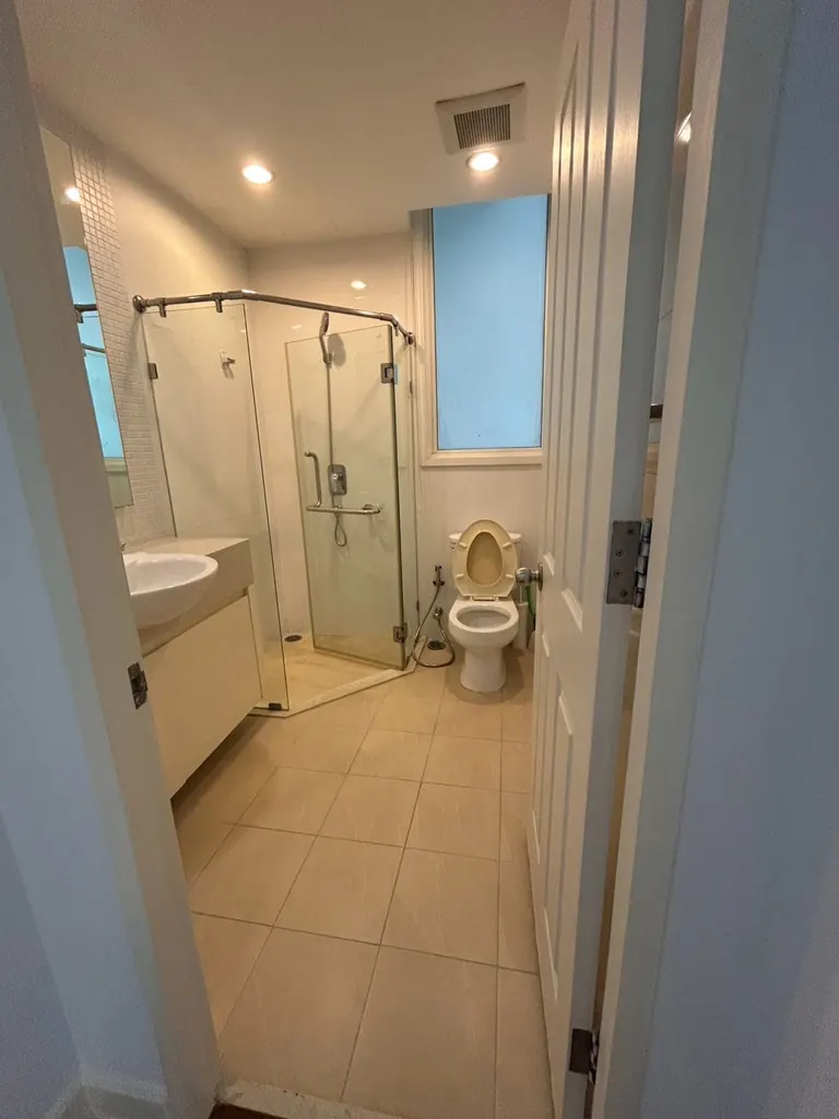Photo 6 of listing DA-515508: 2-bedroom condo (90 sq.m.) at Siri Residence Sukhumvit