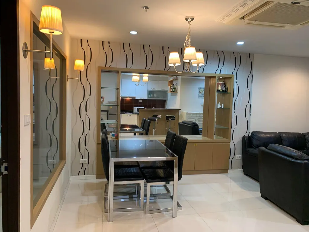 Photo 5 of listing DA-675156: 1-bedroom condo (57 sq.m.) at Sukhumvit Living Town