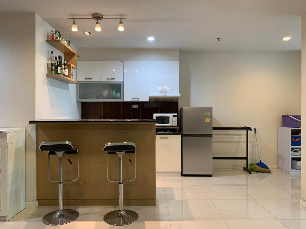 Photo 8 of listing DA-675156: 1-bedroom condo (57 sq.m.) at Sukhumvit Living Town