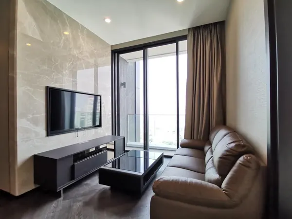 Photo 1 of listing DA-682565: 2-bedroom condo (73 sq.m.) at The Esse Sukhumvit 36