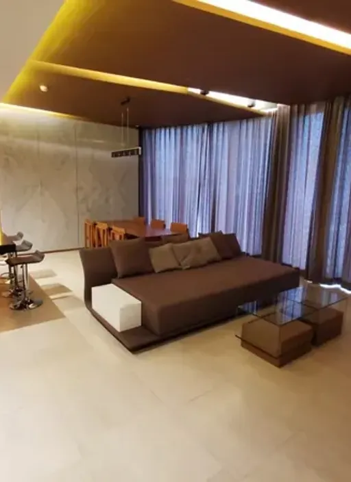 Photo 1 of listing DA-772345: 2-bedroom condo (121 sq.m.) at Saladaeng Residences