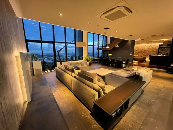 Living room of the 2-bedroom condo (234 sq.m.) at The Emporio Place