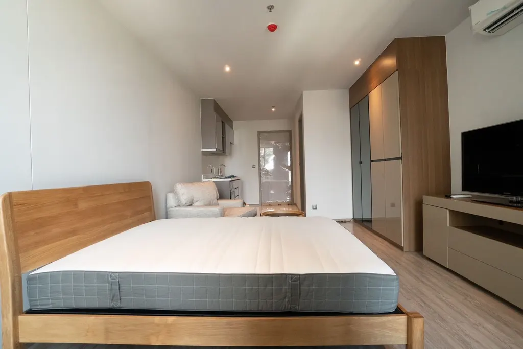 Bedroom (view 4) of the 1-bedroom condo (30 sq.m.) at Rhythm Ekkamai