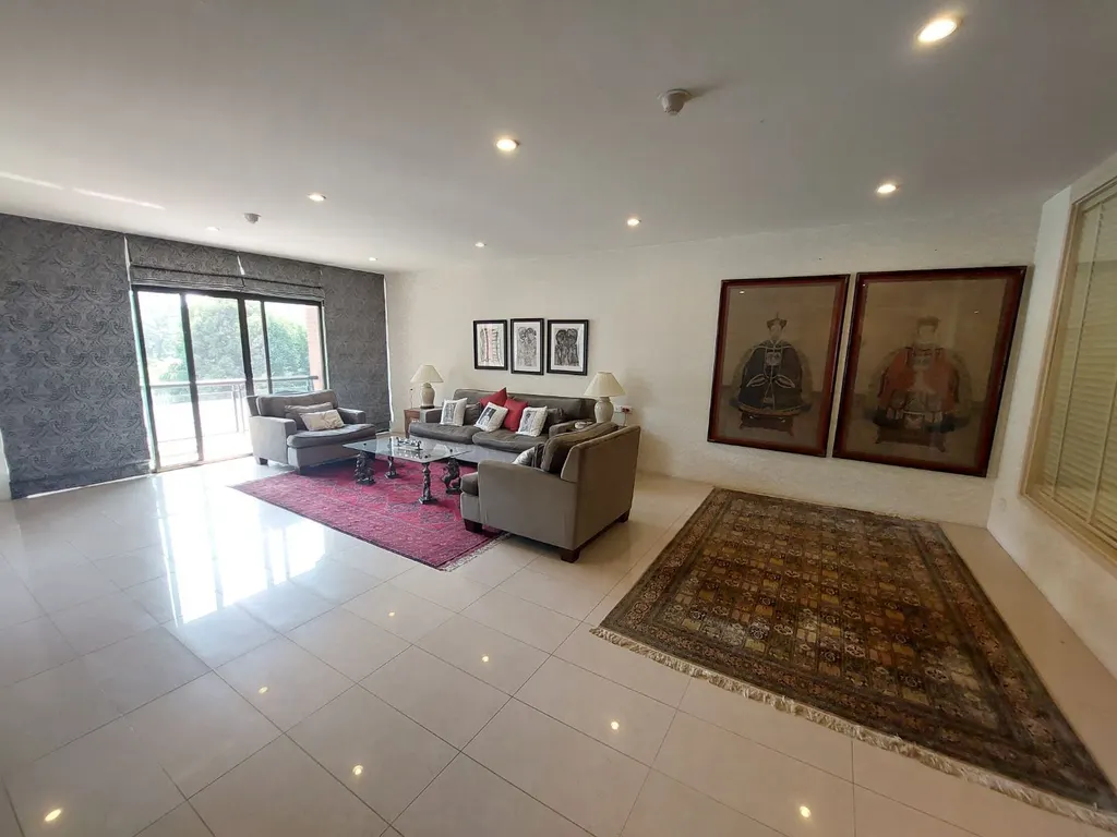 Photo 15 of listing DA-997335: 2-bedroom condo (150 sq.m.) at Baan Ananda Condo Sukhumvit 61