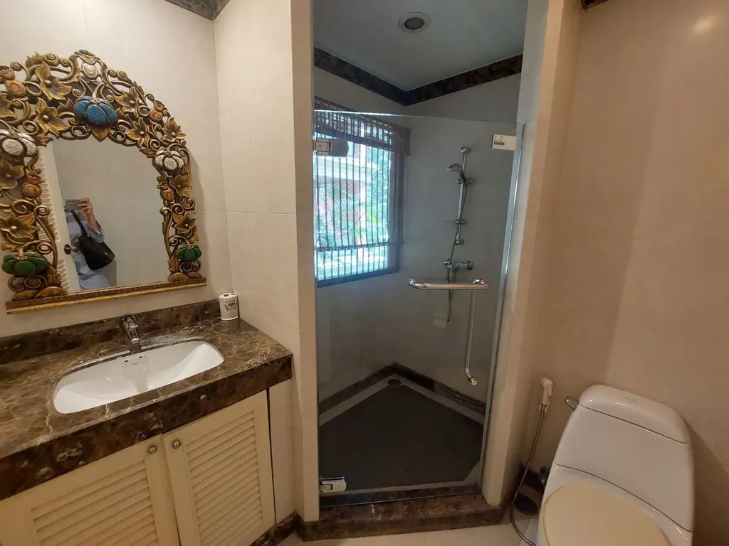 Photo 19 of listing DA-997335: 2-bedroom condo (150 sq.m.) at Baan Ananda Condo Sukhumvit 61