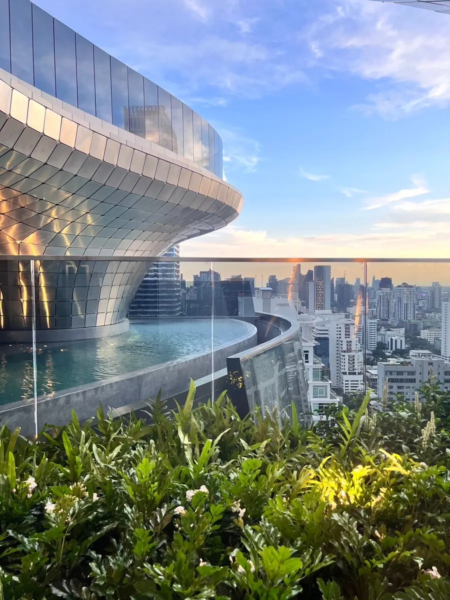 Photo from a listing at AESTIQ Thonglor