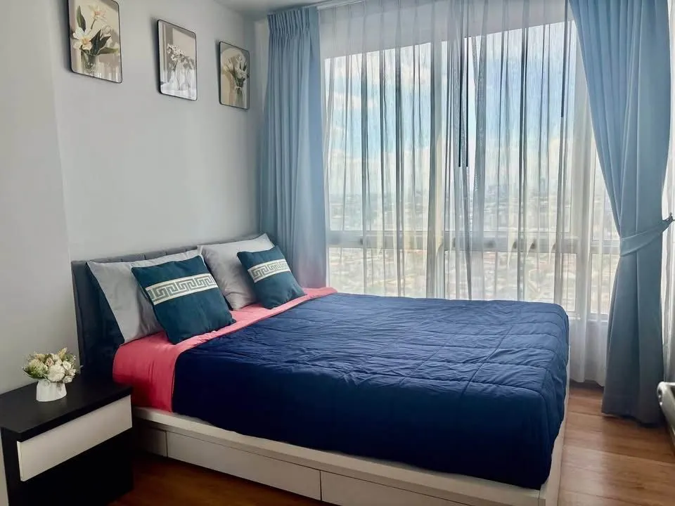 Photo from a listing at The Base Sukhumvit 77