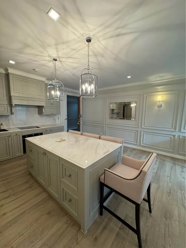 Photo from a listing at Baan Siri Ruedee Condominium