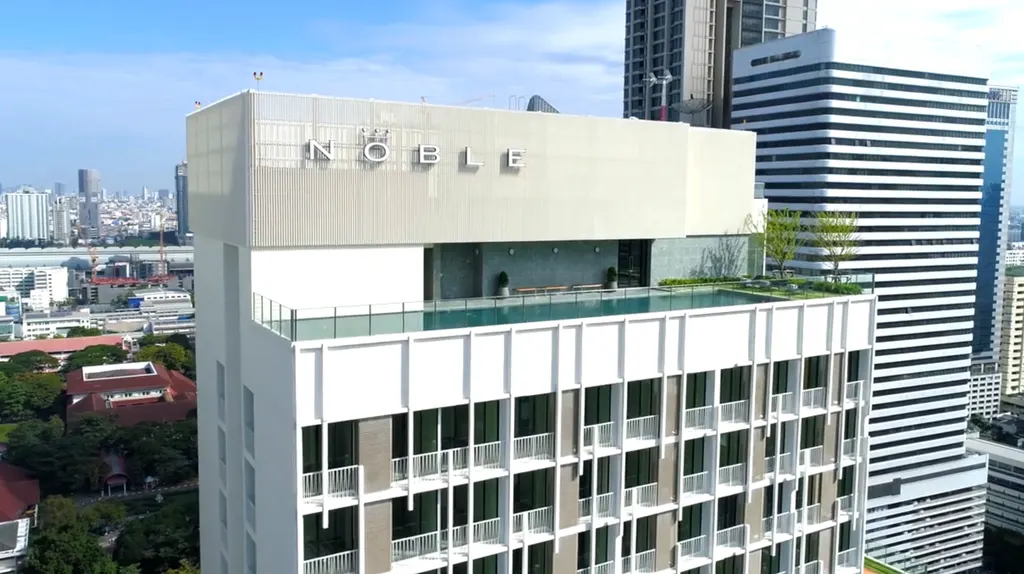 Photo from a listing at Noble Recole Sukhumvit 19
