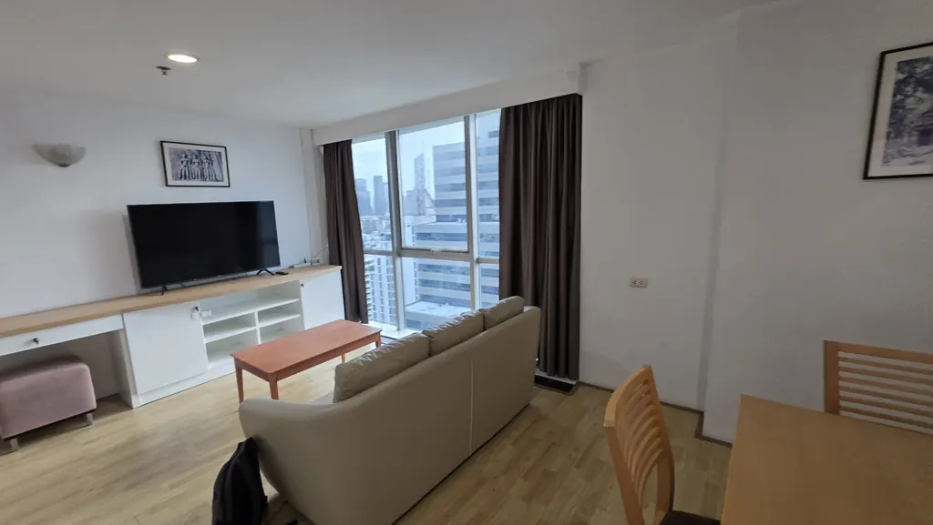 Фото из реального объявления в Baan Chan Condominium в Thonglor