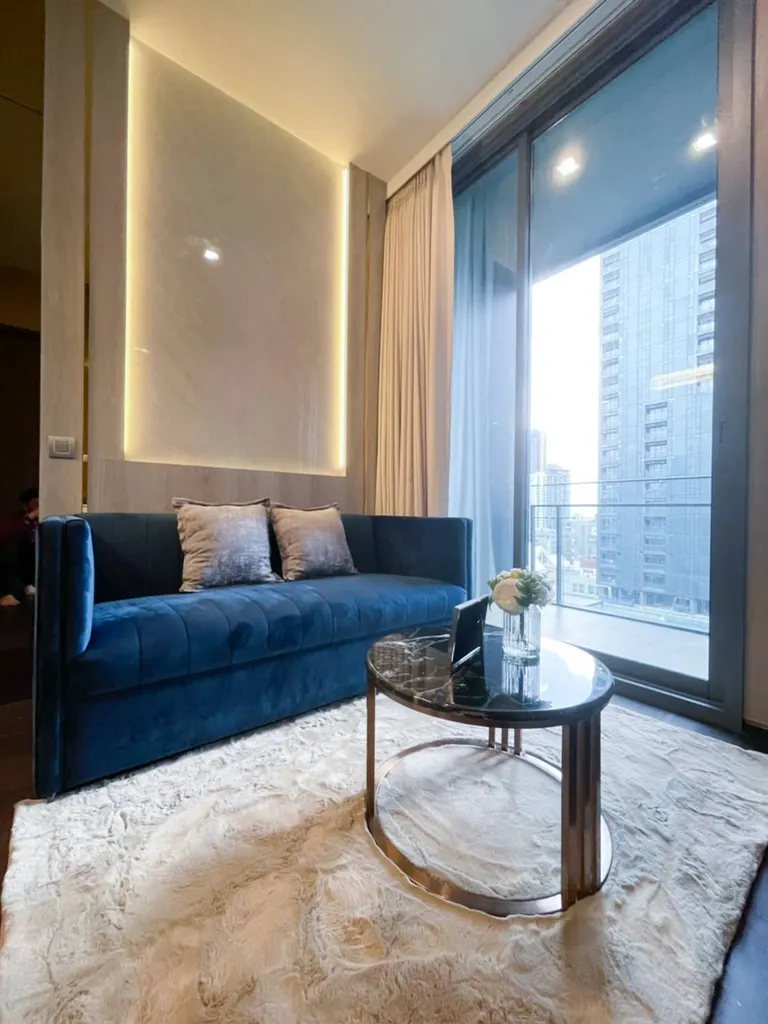 Photo from a listing at Laviq Sukhumvit 57