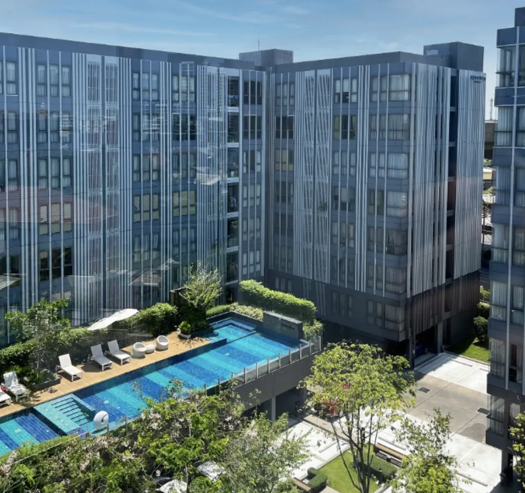 Photo from a listing at Moniiq Condo Sukhumvit 64