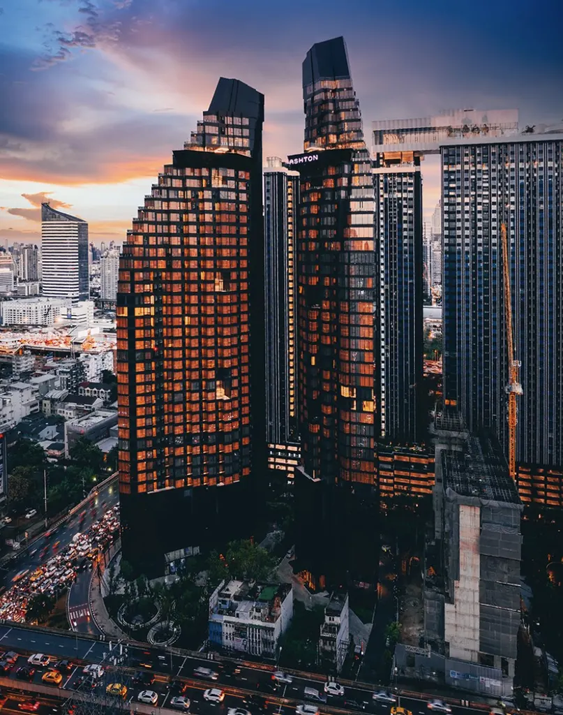 Photo from a listing at ASHTON Asoke - Rama 9