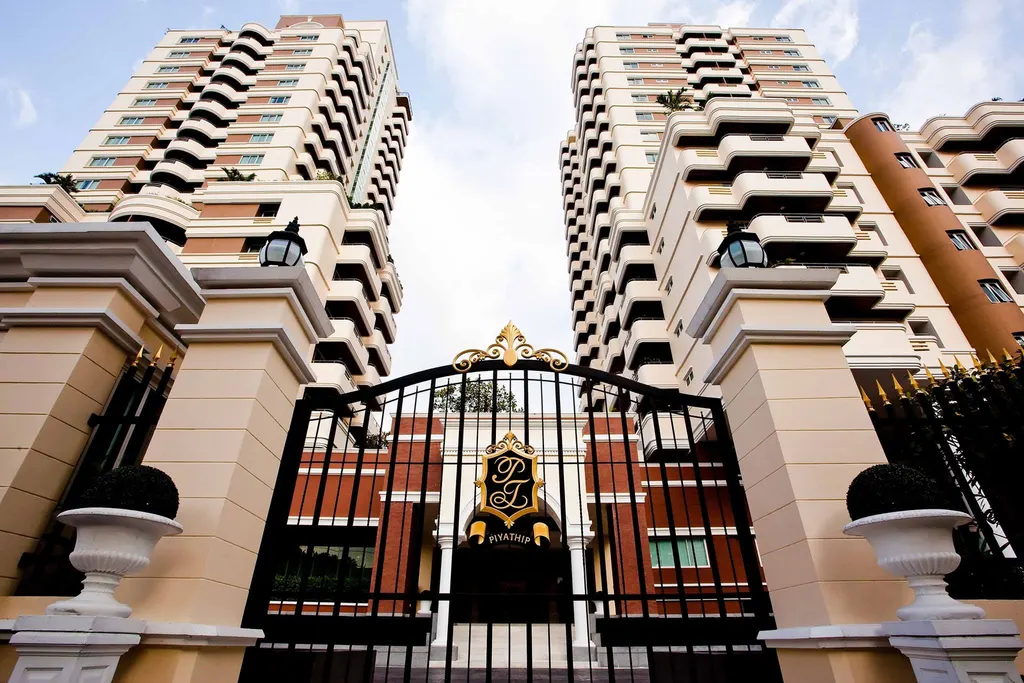 Photo from a listing at Piyathip Place