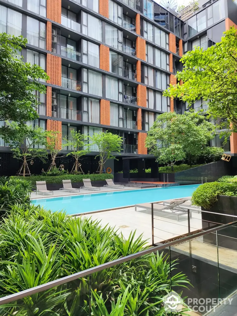 Photo from a listing at Quintara Treehaus Sukhumvit 42