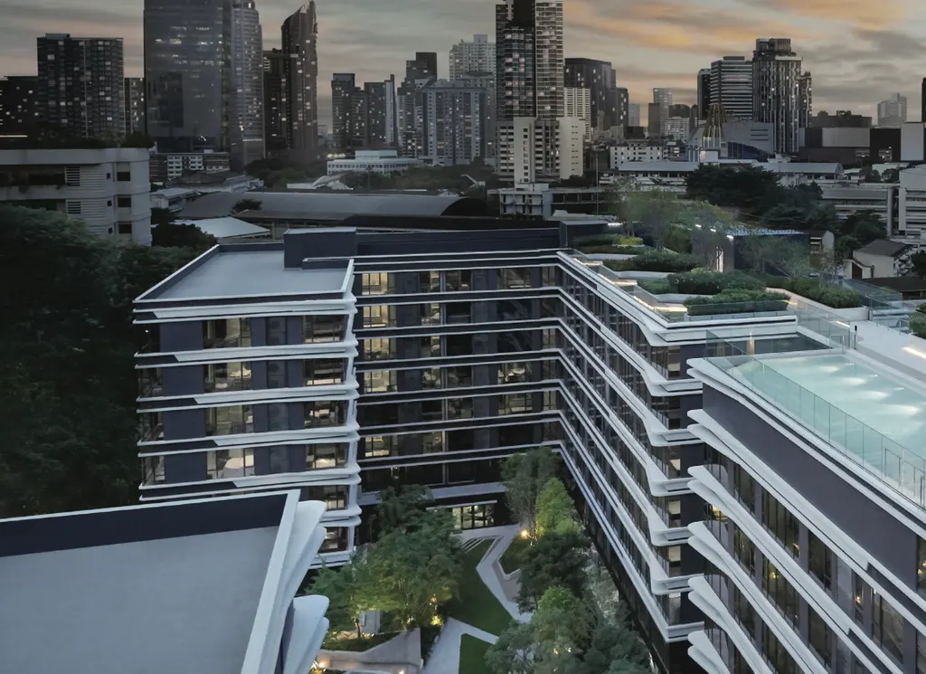 Photo from a listing at Ideo Mobi Sukhumvit 40