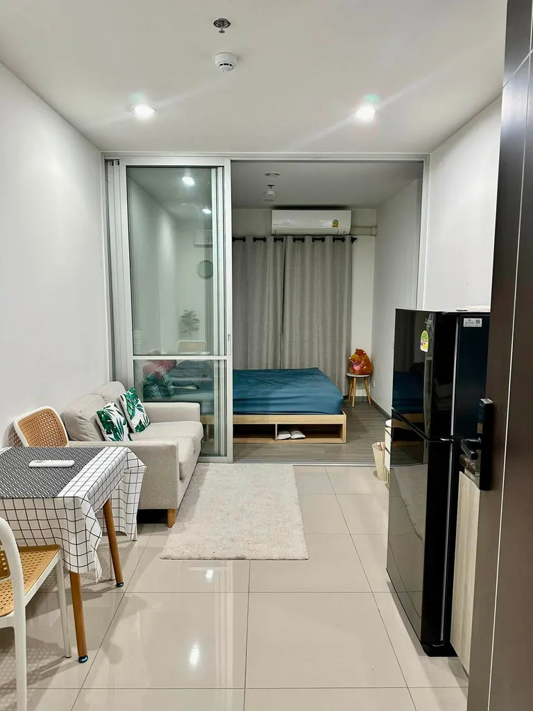Photo from a listing at The President Charan-Yaek Fai Chai Station
